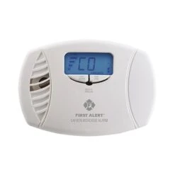 CO615 Plug-In Carbon Monoxide Alarm With Battery Backup & Digital Display
